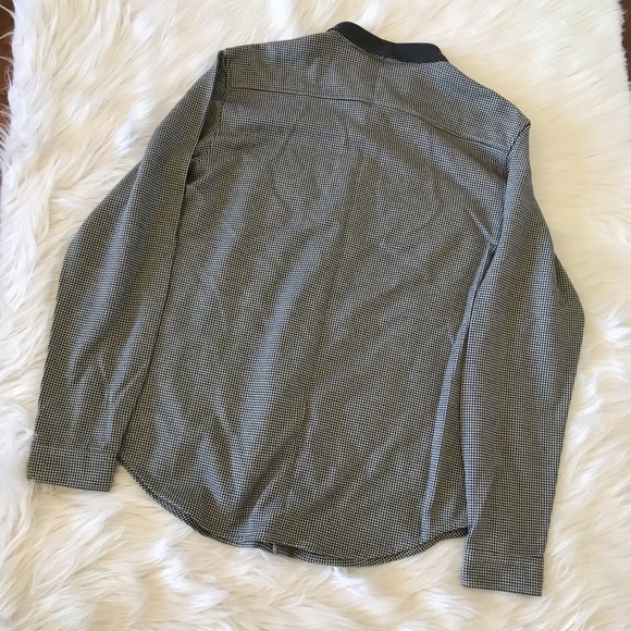 Corneliani button down shirt. - Picture 2 of 6